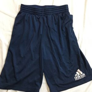 Vintage adidas basketball shorts size-M